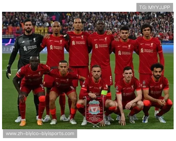 马赛防线稳固可应对强敌挑战,展现顶级防守实力和战术韧性 马赛防线稳固可应对强敌挑战,展现顶级防守实力和战术韧性